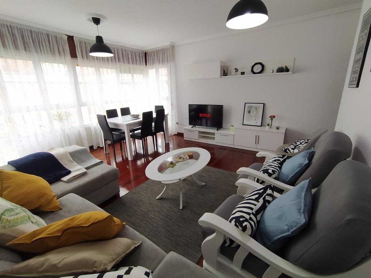Duplex De 130m2 Al Lado De Playas De Cuchia Appartement *